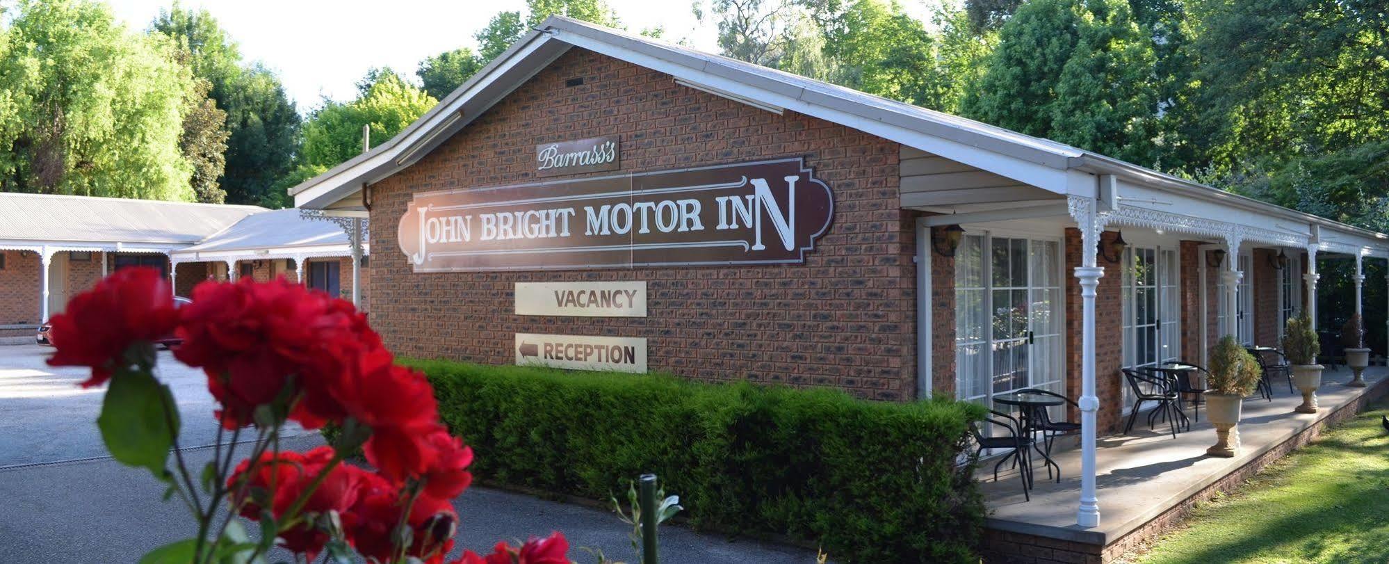 Barrass John Bright Motor Inn Exterior photo